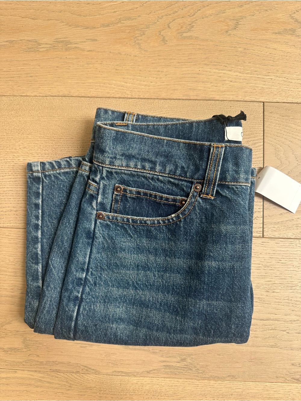 Women's Straight-Leg Jeans in Medium Blue Denim